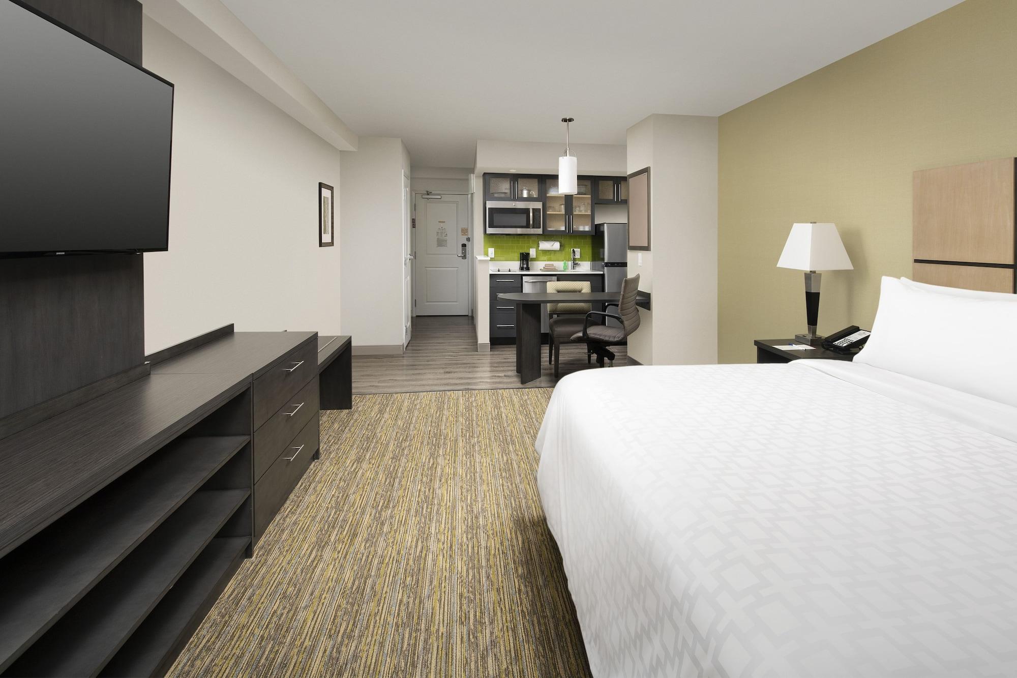 Candlewood Suites Alexandria West By Ihg Bagian luar foto